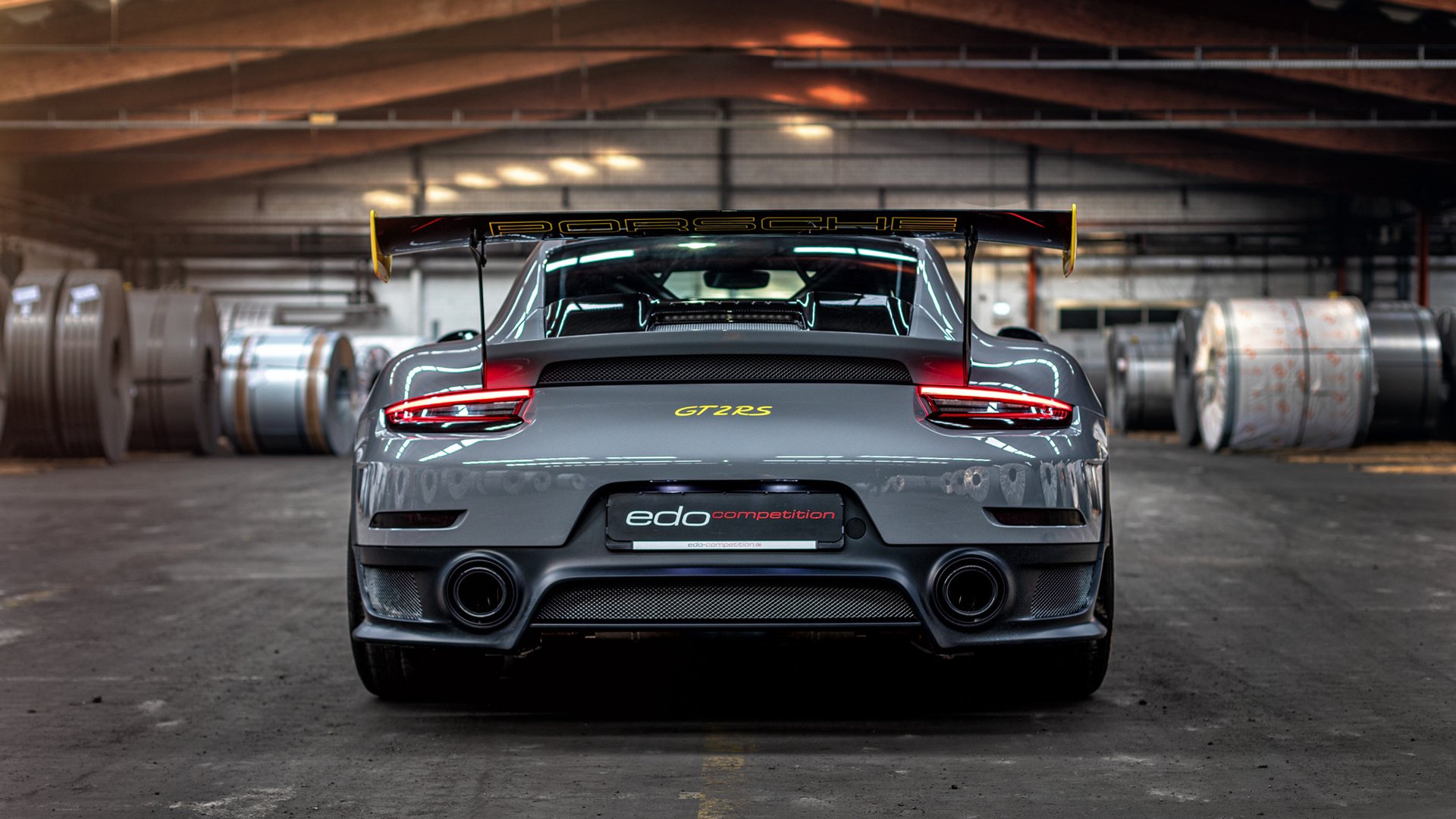 随机荷兰队在比赛中展现出优异的进攻实力,荷兰队怎样