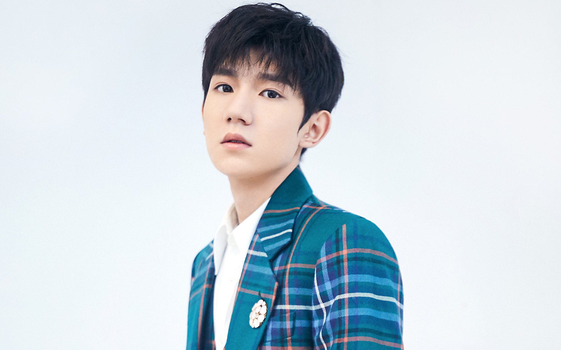 九游APP官网-拜仁加速中场更新换代，锁定潜力新星，拜仁时刻