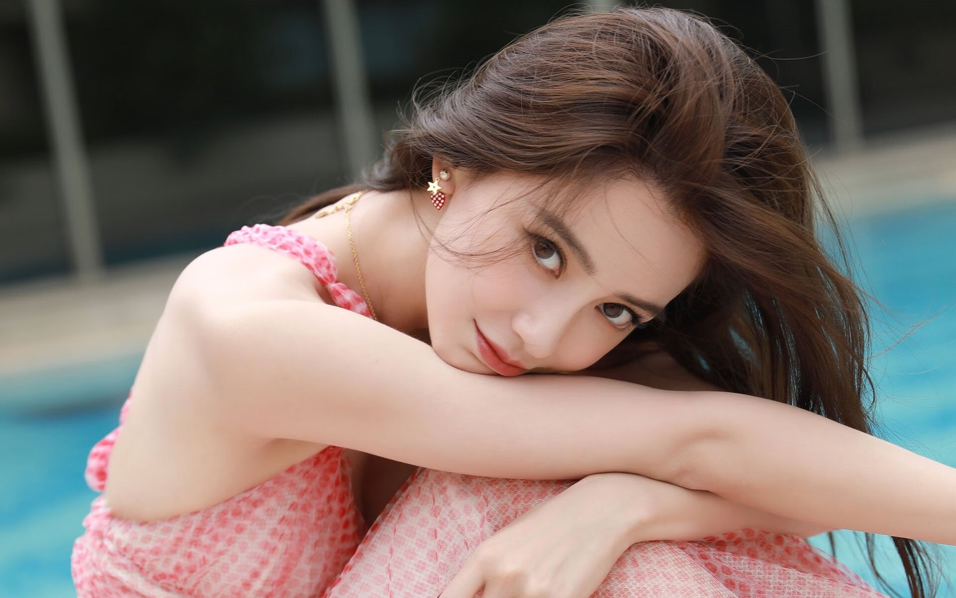 九游下载安装-希腊女篮在欧洲锦标赛中奋勇向前，荣誉在握，希腊u20女篮