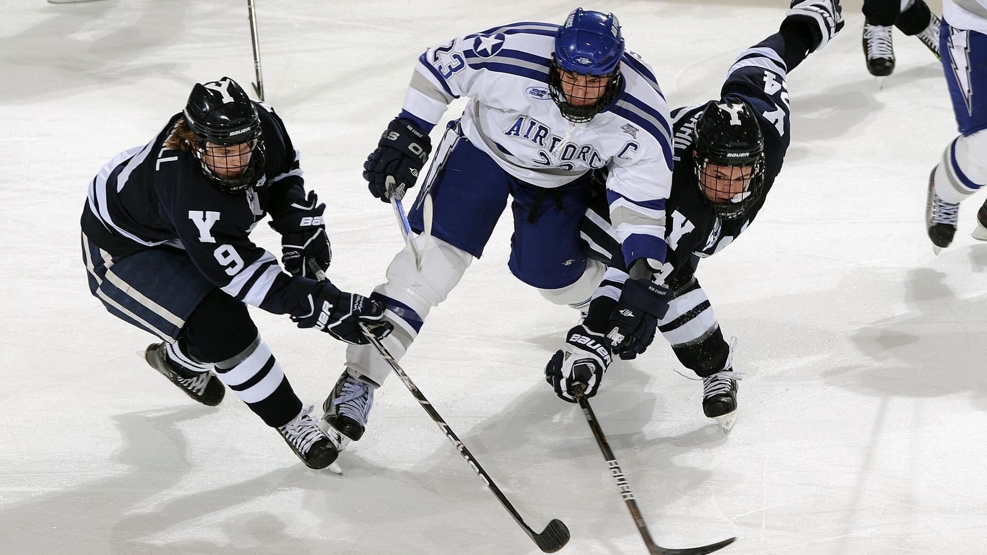 【水手新星罗德里格斯崭露头角】三全垒打引爆现场，罗德里格斯拳手